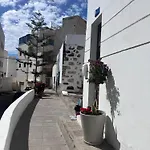 El Charco Guest house